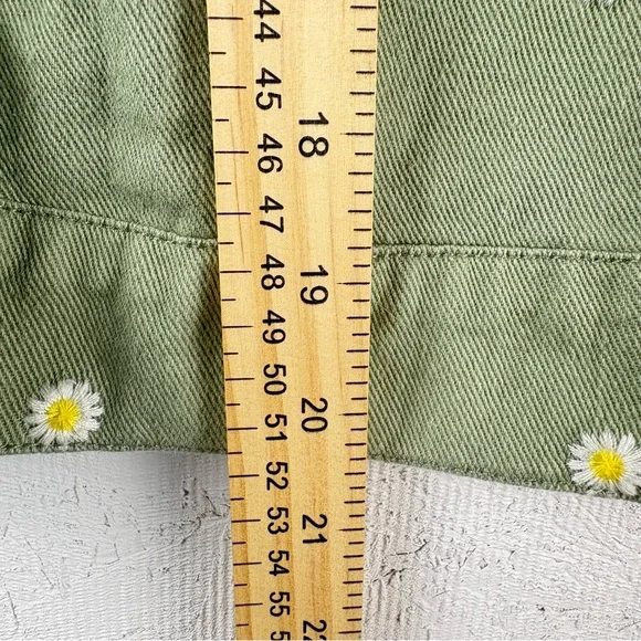 Cali 1850 Olive Green Floral Embroidered Jean Trucker Jacket Cropped Daisies L - Picture 6 of 10